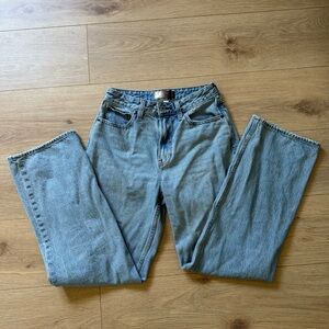 Abercrombie & Fitch The Loose High Rise Jeans